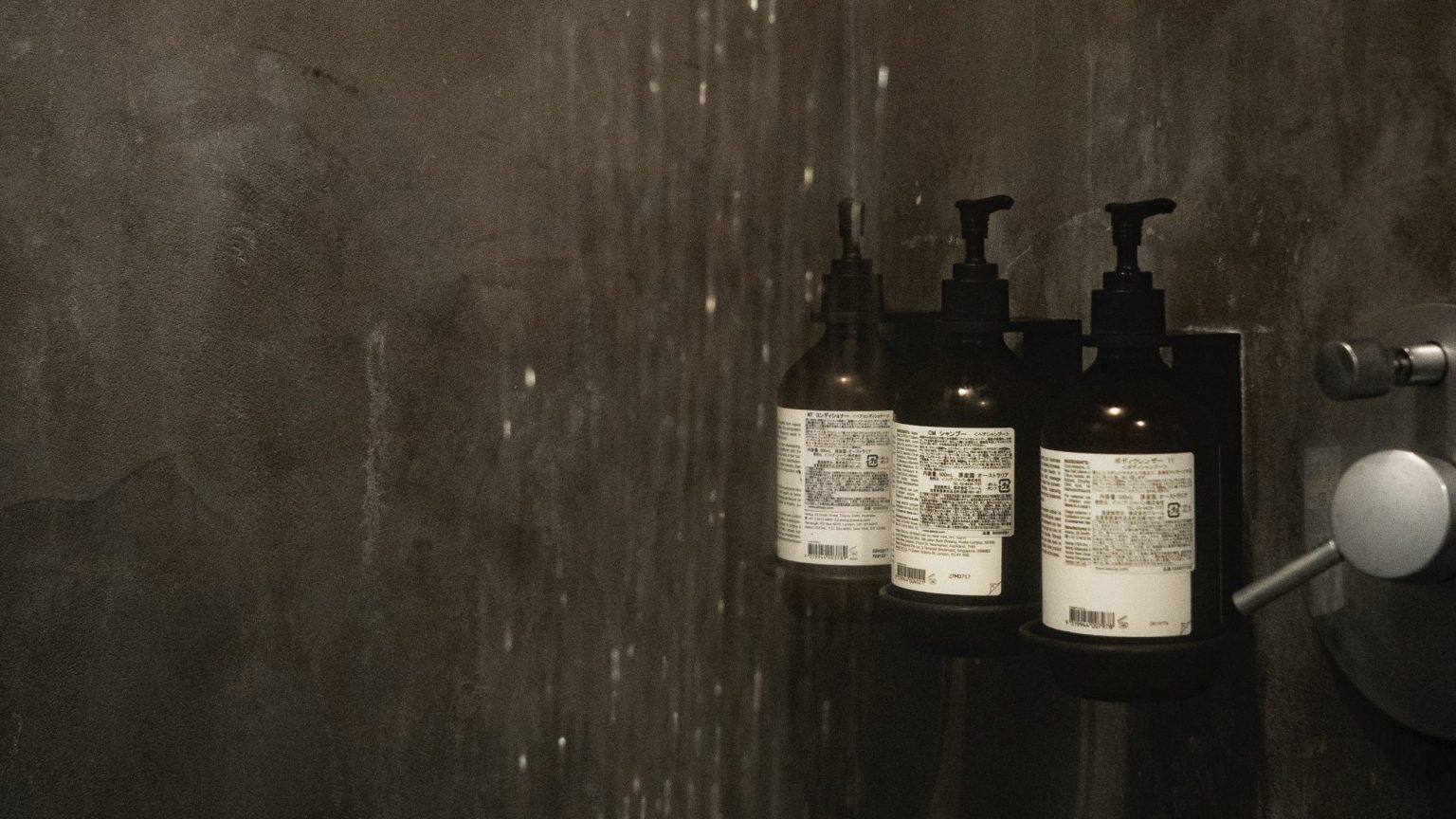 4 Best Conditioners for Hair Extensions (2022 Top Picks)