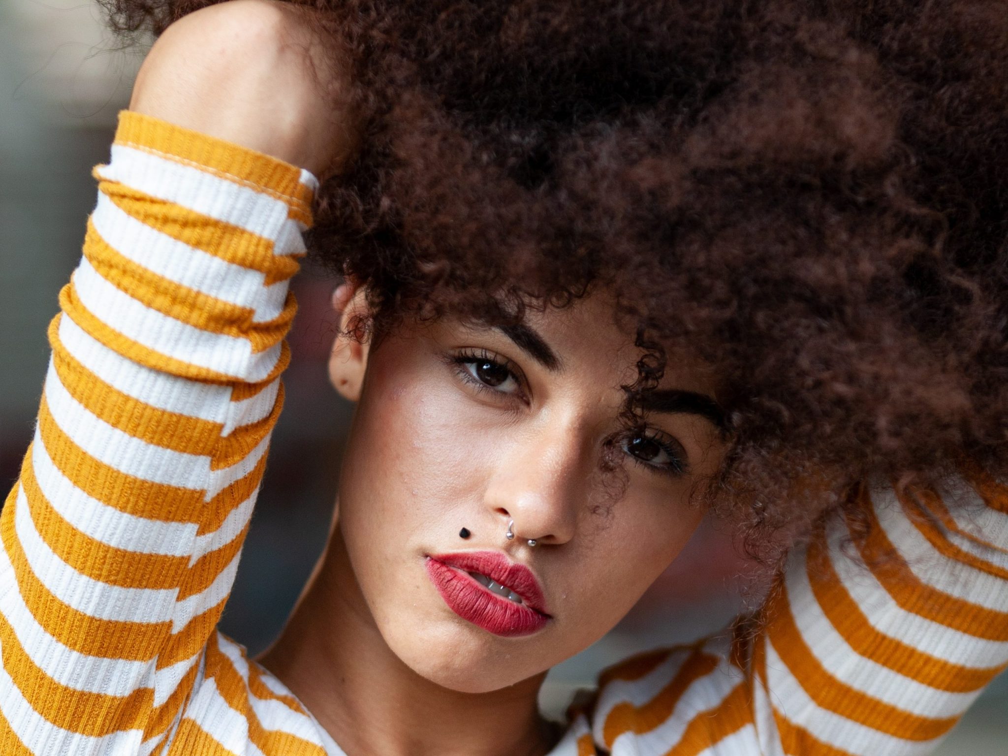 3 Best Lace Wig Glue for Sensitive Skin 2022 Top Picks